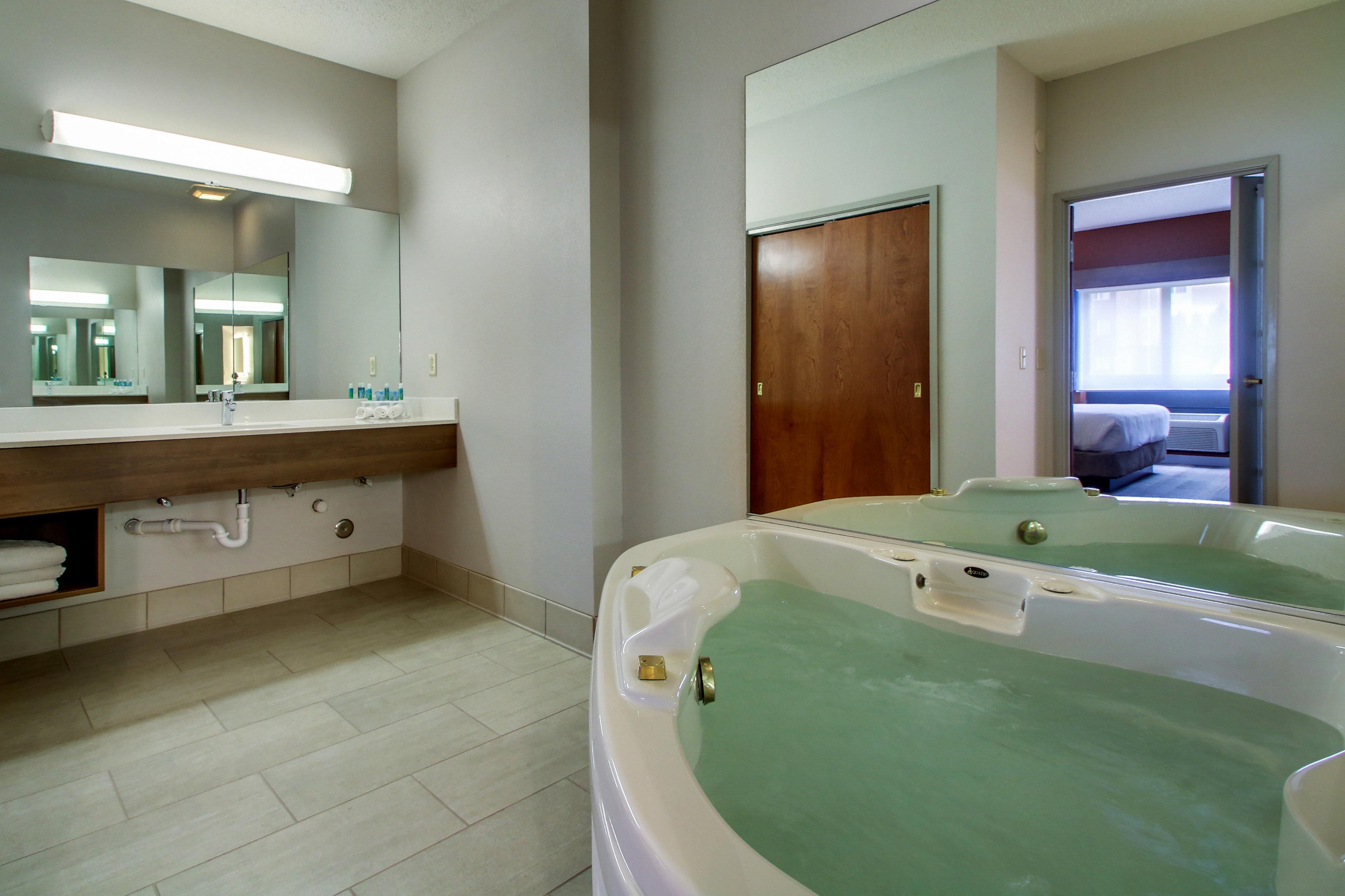Holiday Inn Express Milwaukee N- Brown Deer/Mequon Exteriér fotografie